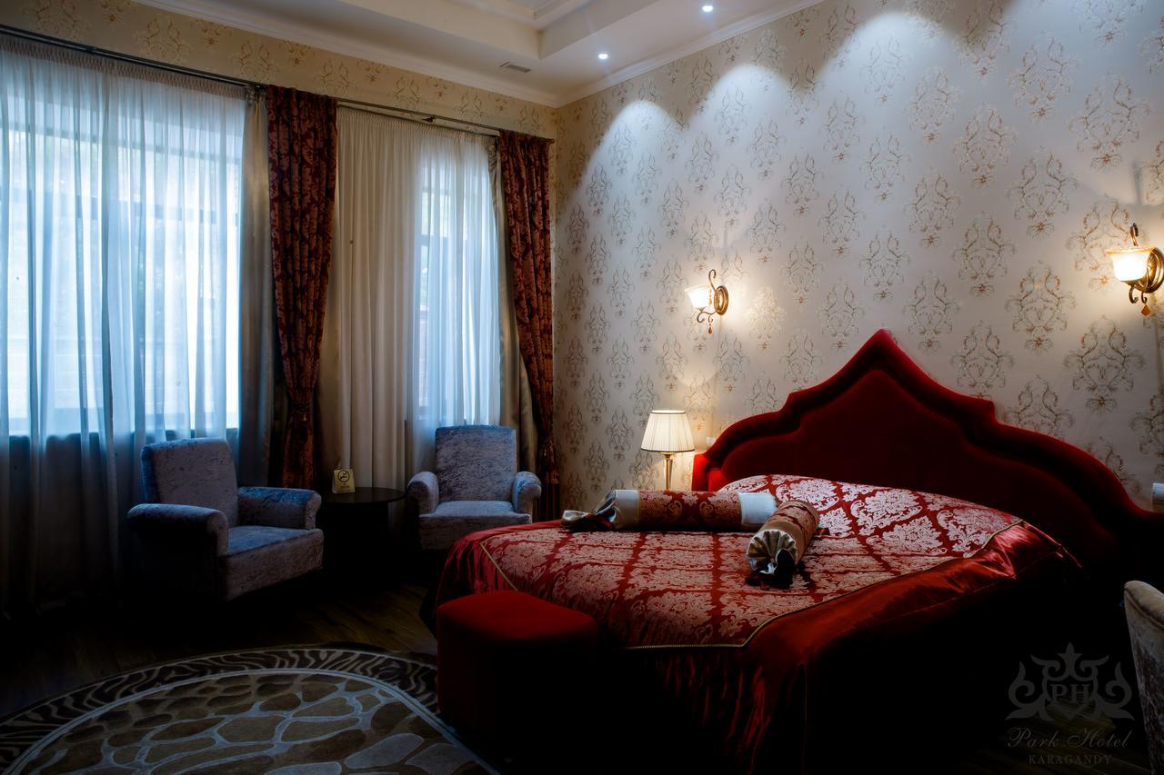 Park Hotel Karagandy Exterior foto